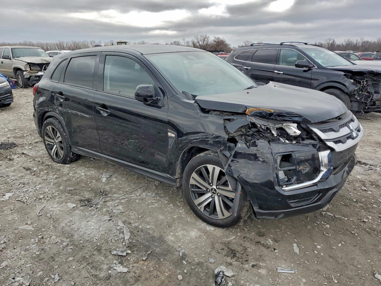 2022 Mitsubishi Outlander Sport Es - Image 4