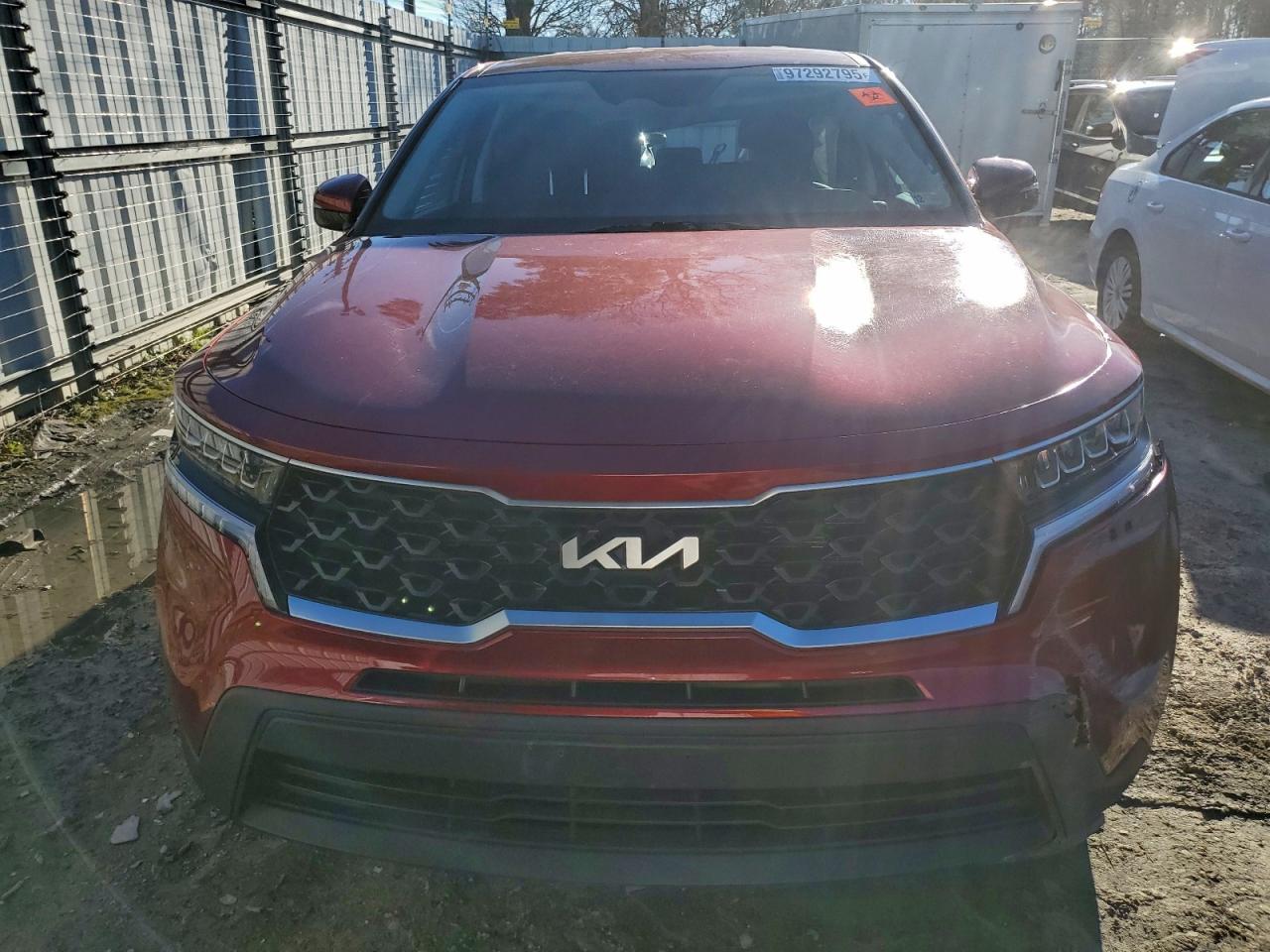 2023 Kia Sorento Lx - Image 5