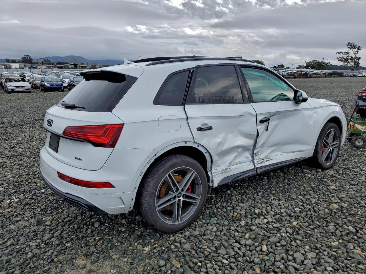 2024 Audi Q5 E Premium Plus 55 - Фото 3