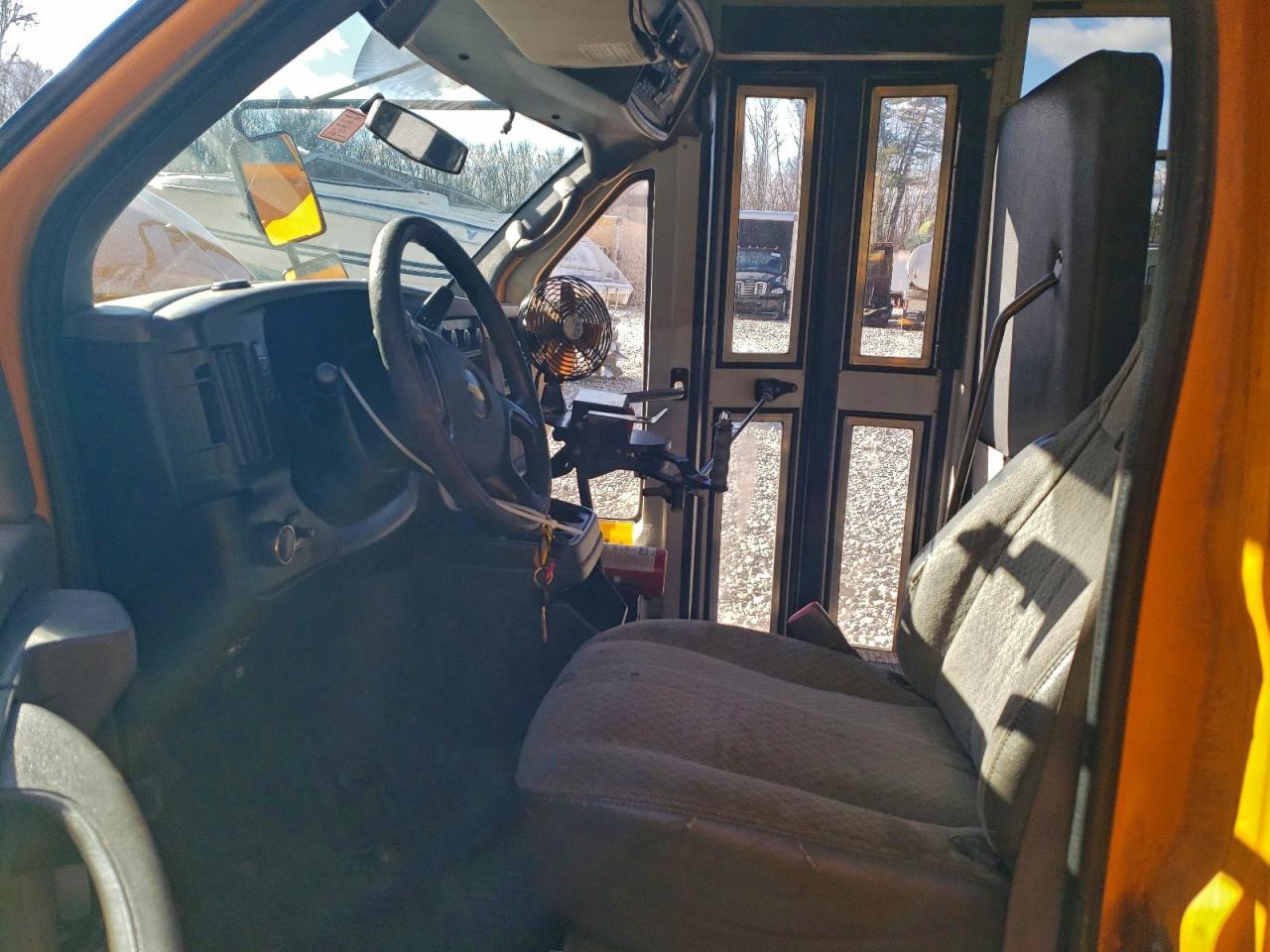 2012 Chevrolet Express School Bus - Image 5
