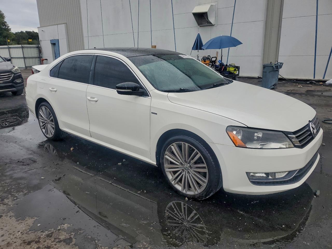 2014 Volkswagen Passat Se - Фото 4