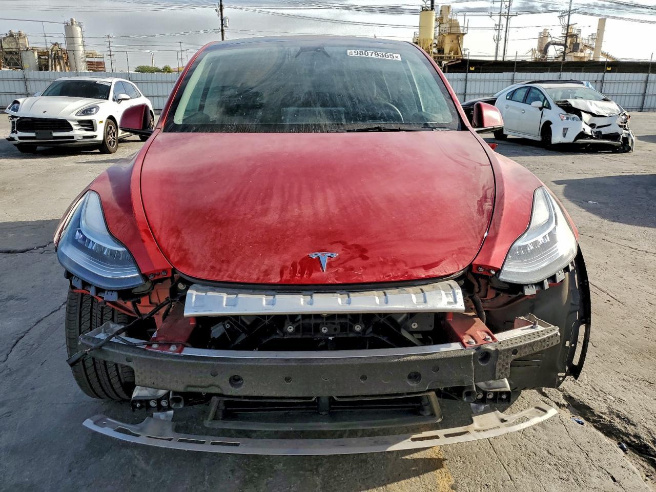 2023 Tesla Model Y - Фото 5