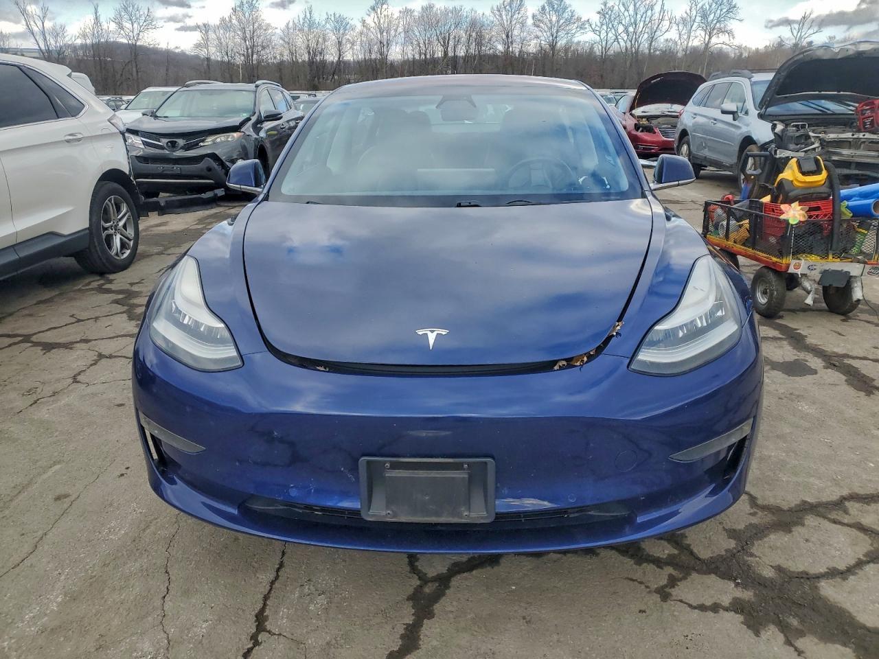 2018 Tesla Model 3 - Фото 5
