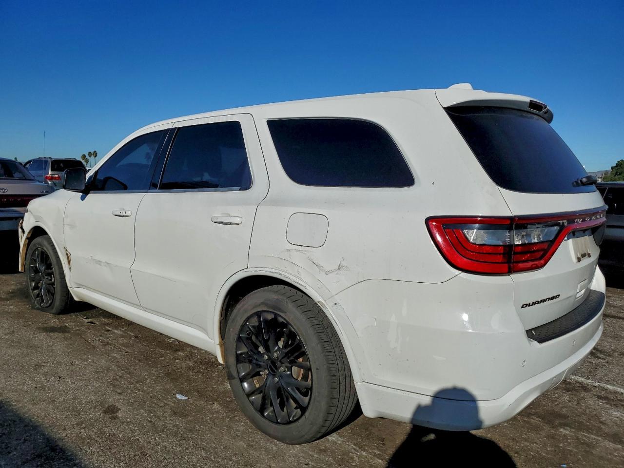 2015 Dodge Durango Sxt - Image 2