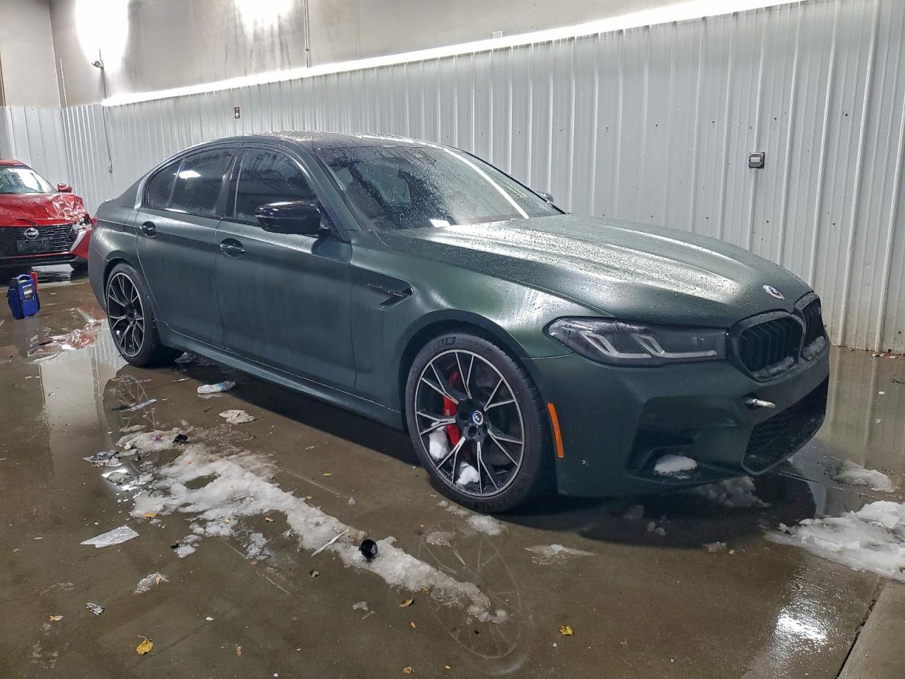 2023 BMW M5 - Фото 4