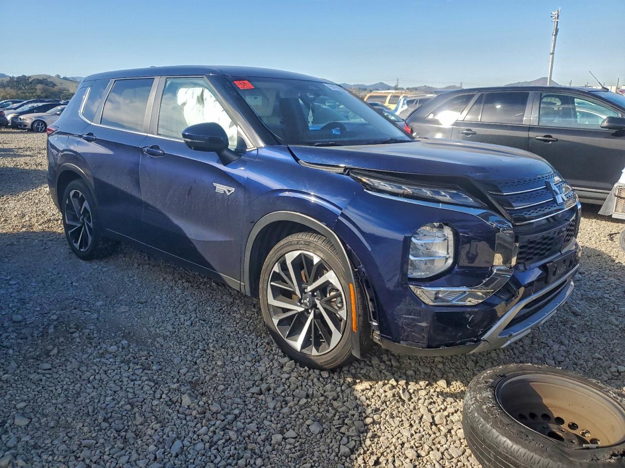 2023 Mitsubishi Outlander Se - Фото 4