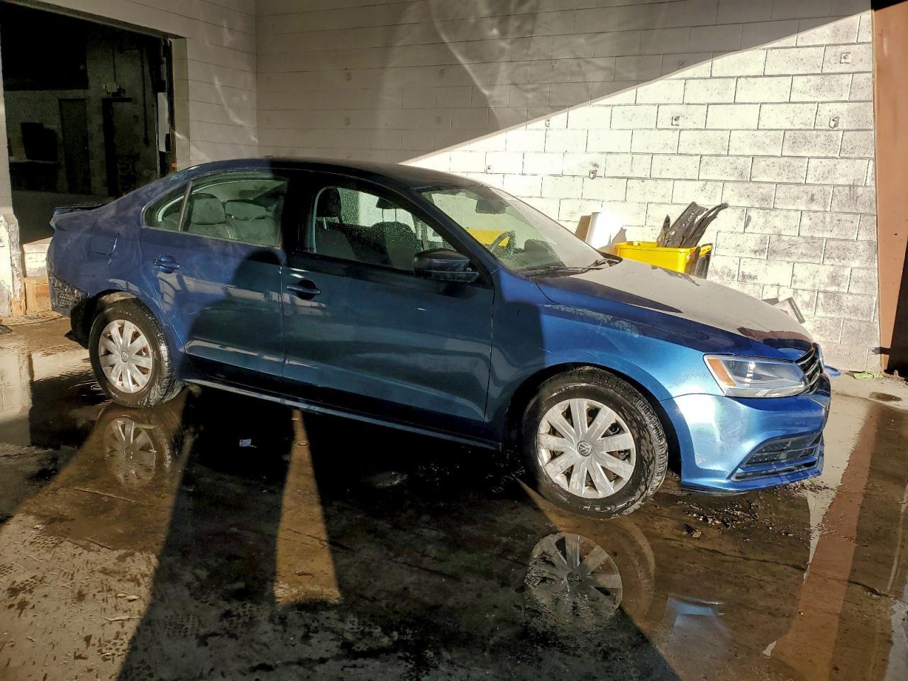 2016 Volkswagen Jetta S - Фото 4