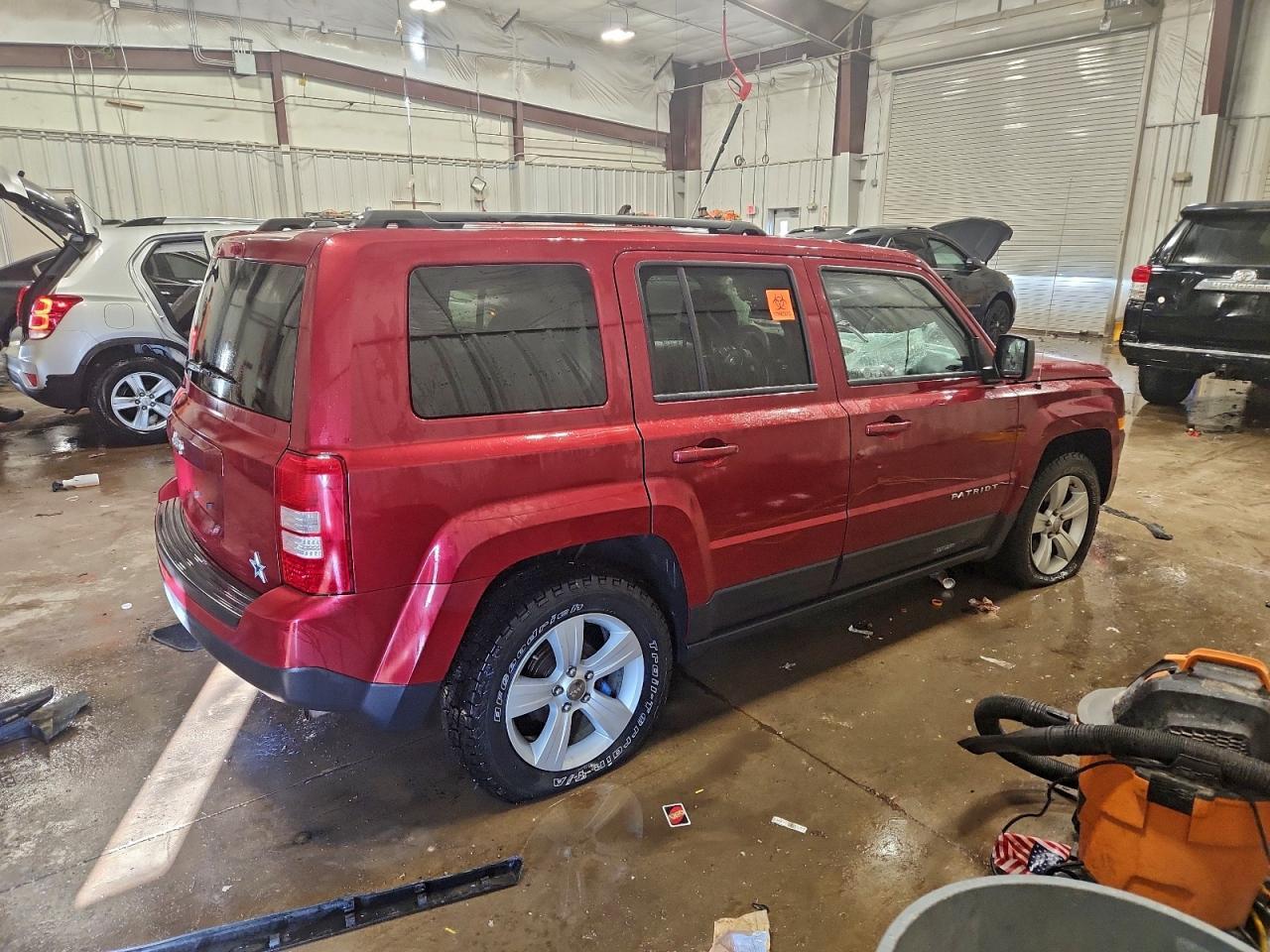 2016 Jeep Patriot Sport - Фото 3