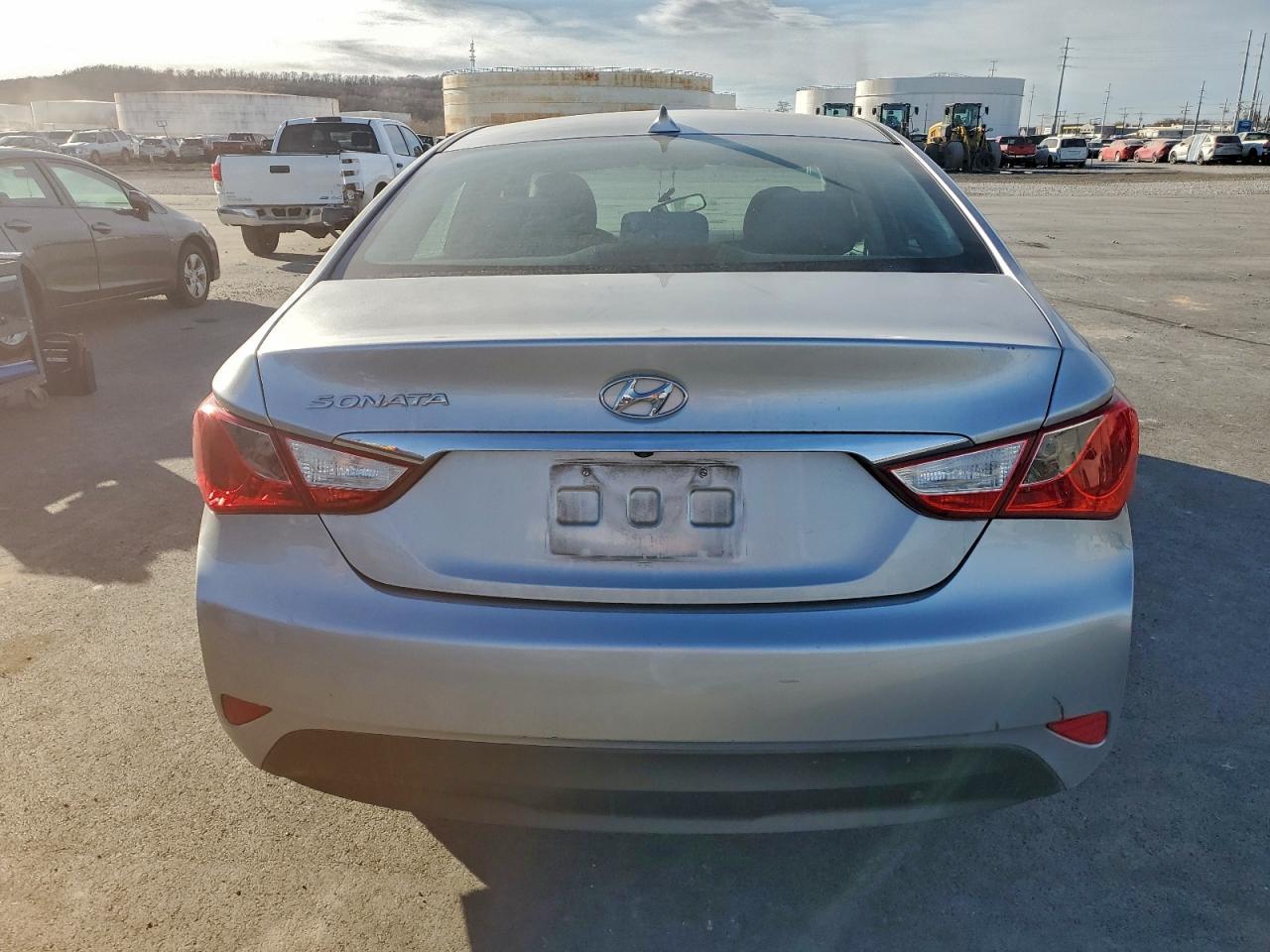 2014 Hyundai Sonata Gls - Image 6