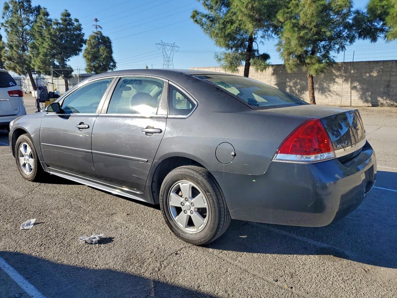 2011 Chevrolet Impala Lt - Фото 2
