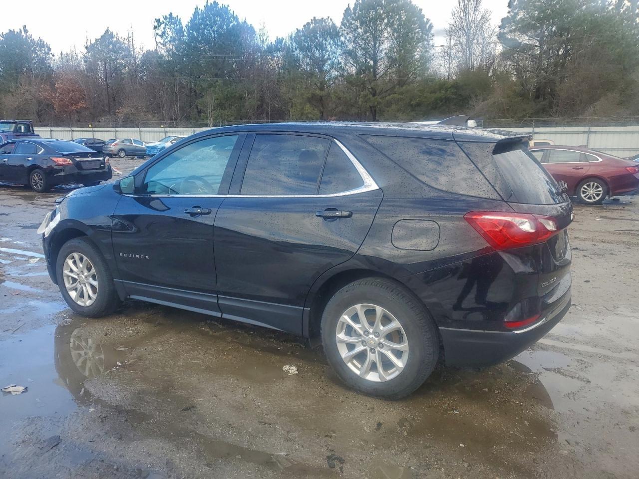2018 Chevrolet Equinox Lt - Image 2