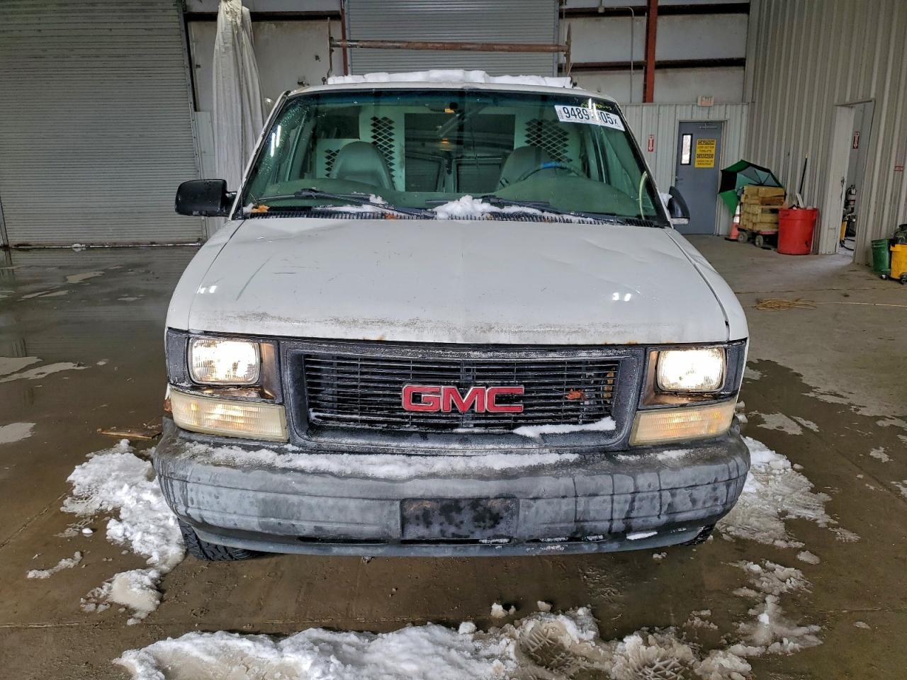 2005 GMC Safari Xt - Фото 5