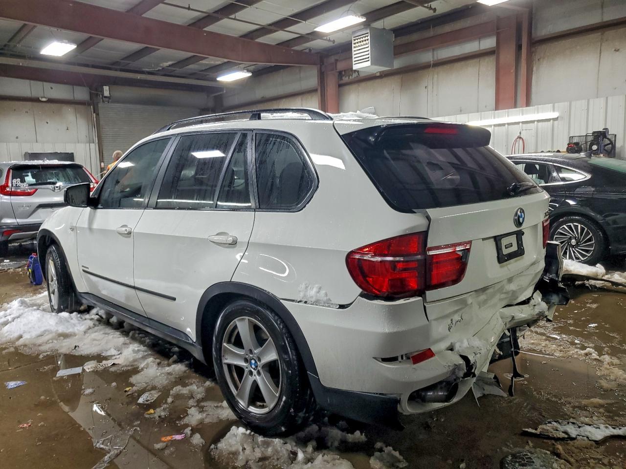 2013 BMW X5 xDrive35I - Фото 2