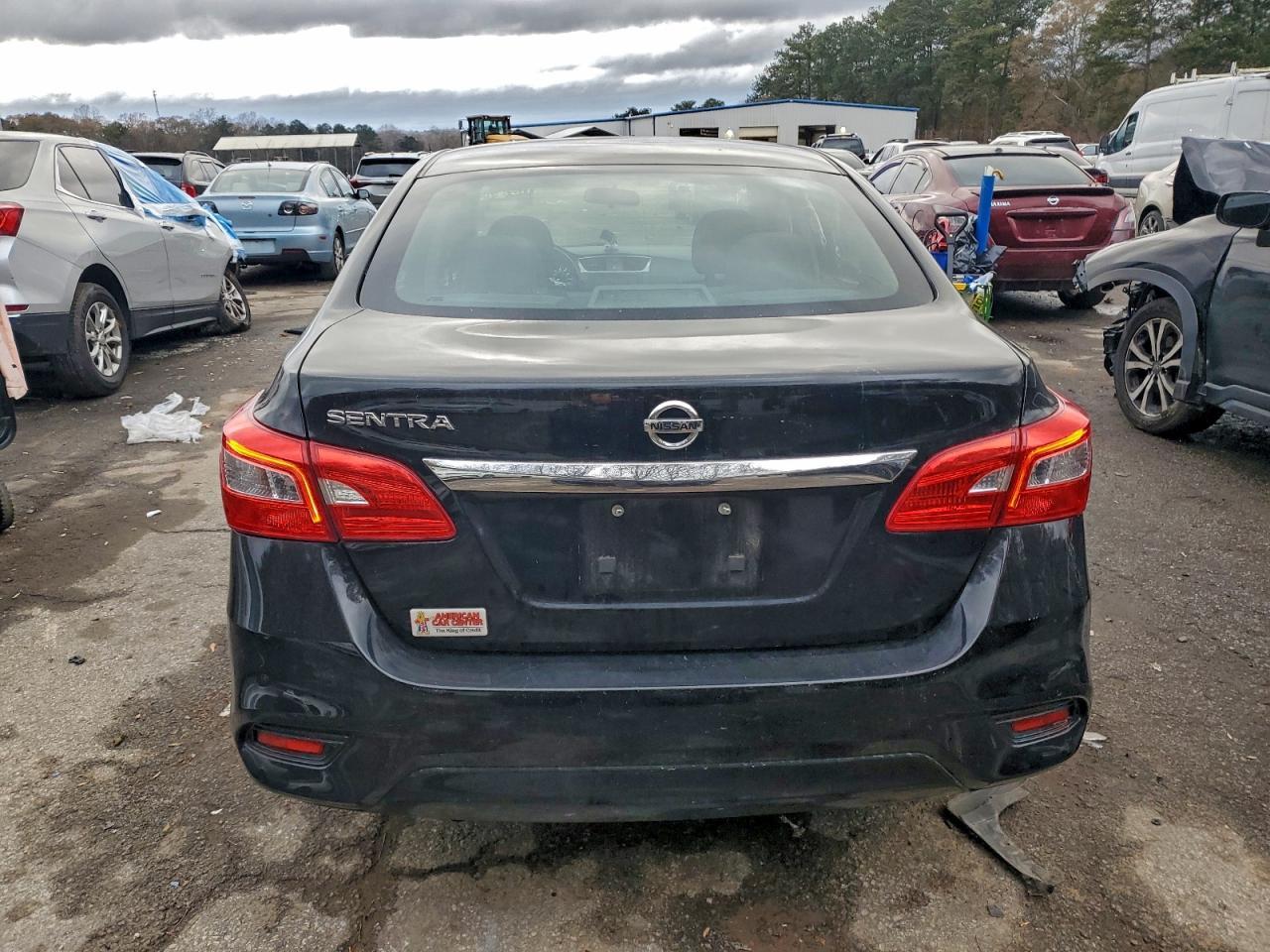2018 Nissan Sentra S - Фото 6