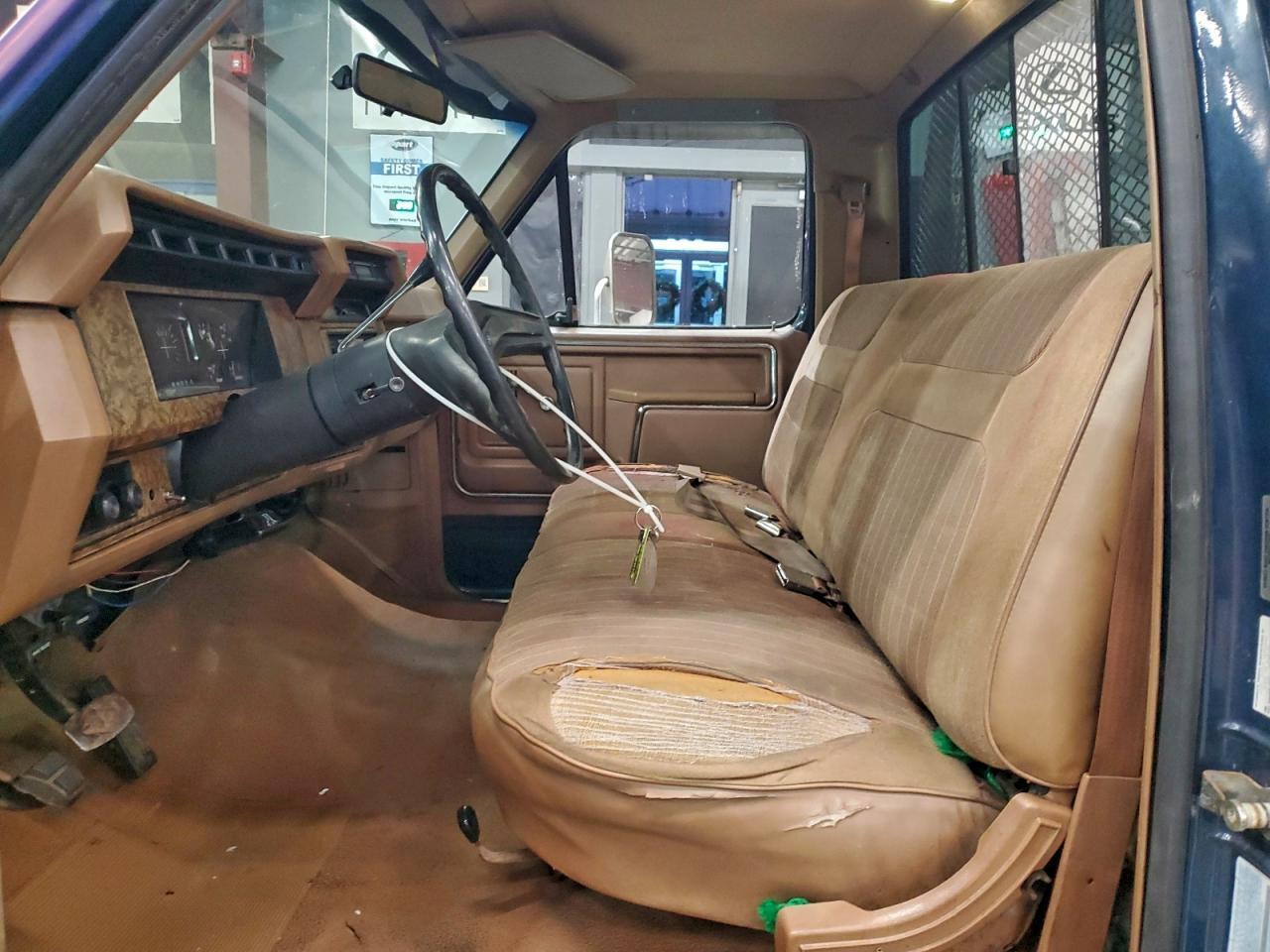 1986 Ford F350 - Image 7