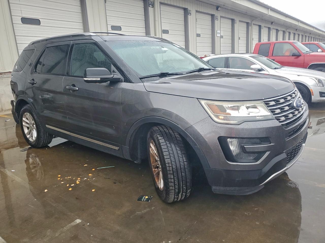 2016 Ford Explorer Xlt - Фото 4