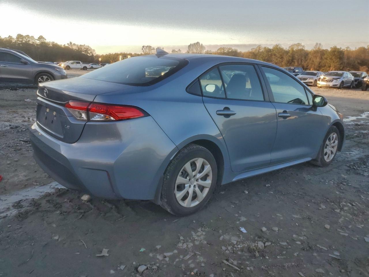 2024 Toyota Corolla Le - Фото 3