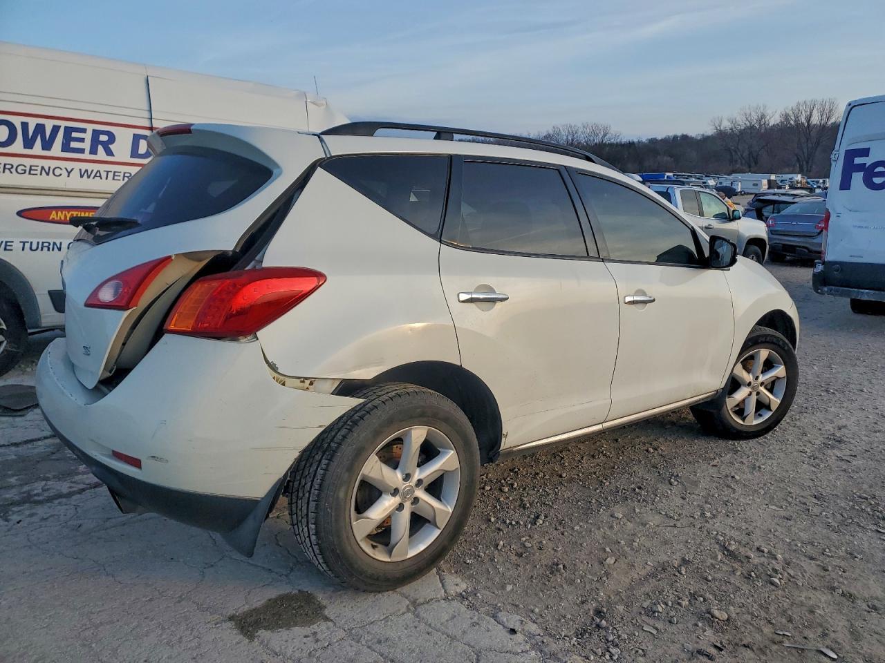 2009 Nissan Murano S - Image 3