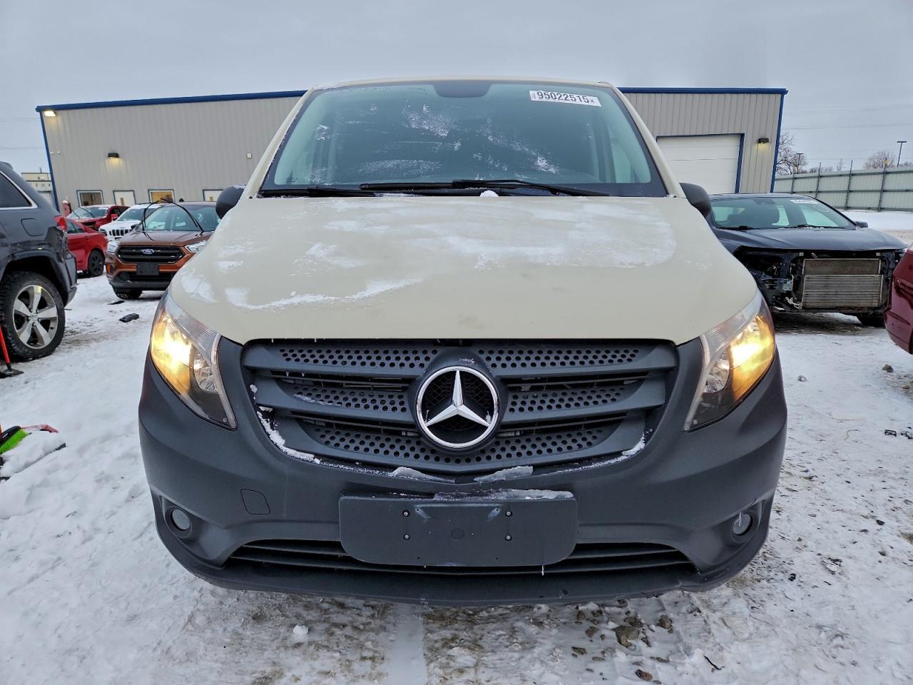 2020 Mercedes-Benz Metris - Фото 5