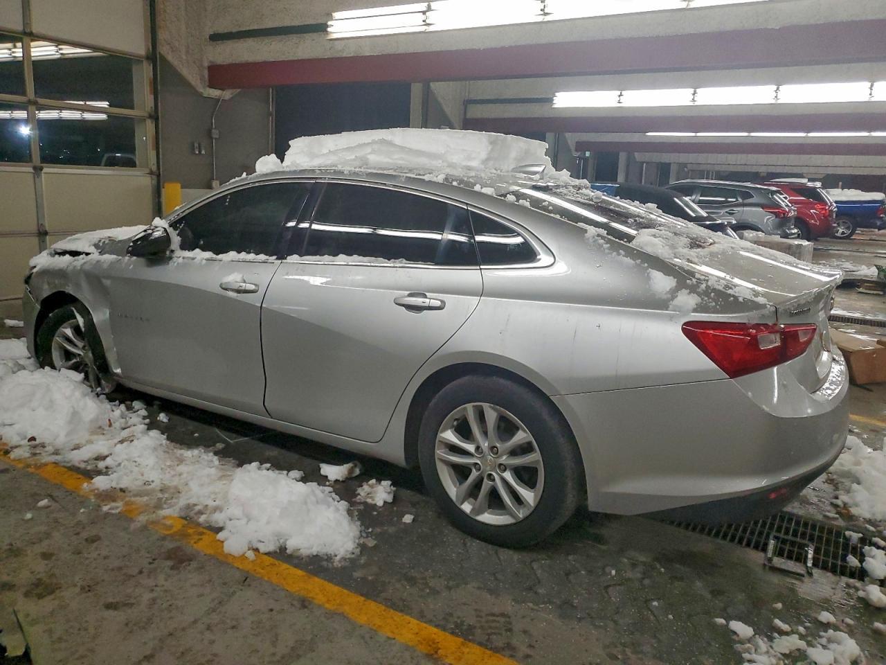 2017 Chevrolet Malibu Lt - Фото 2