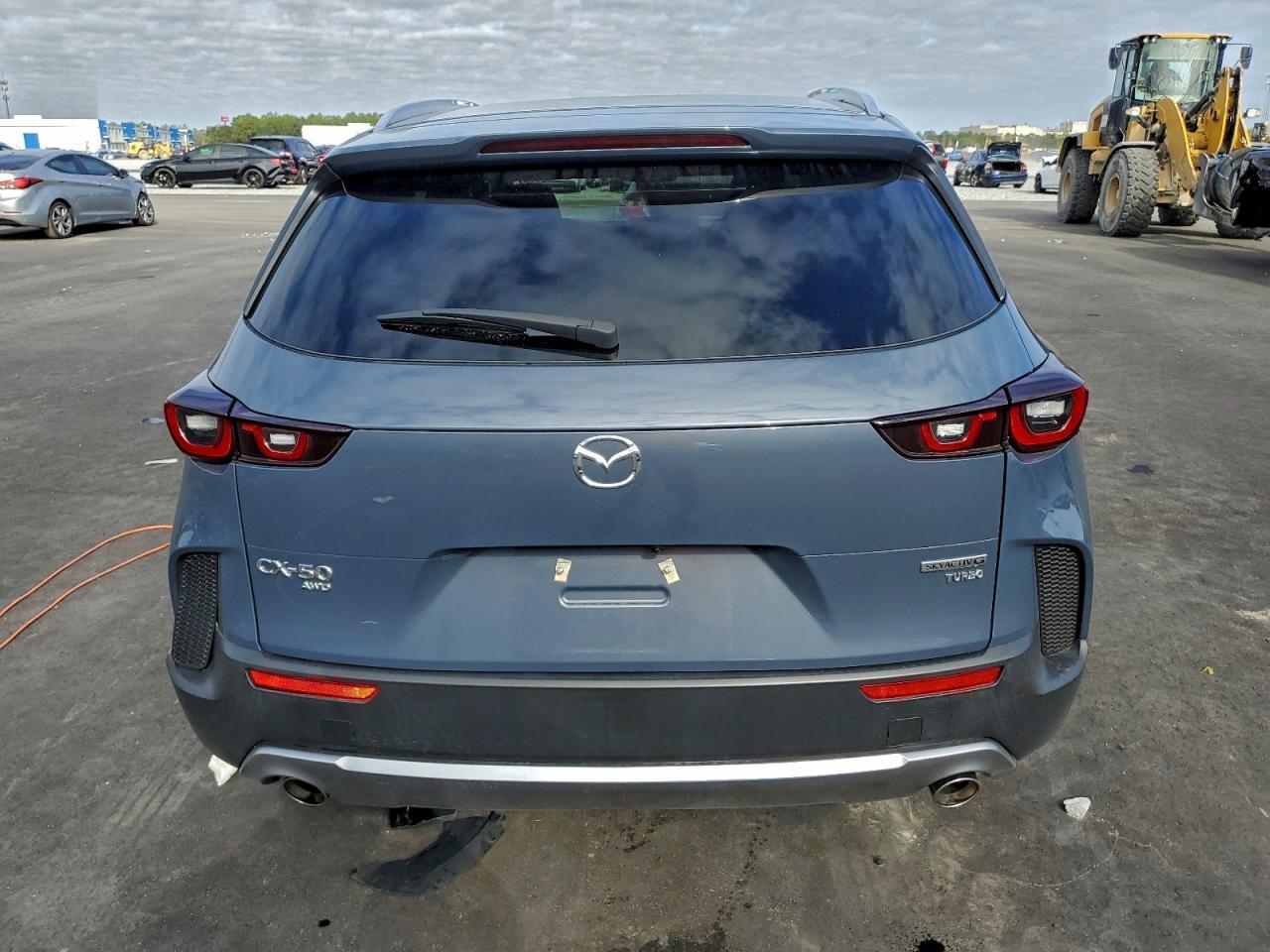 2024 Mazda Cx-50 - Image 6