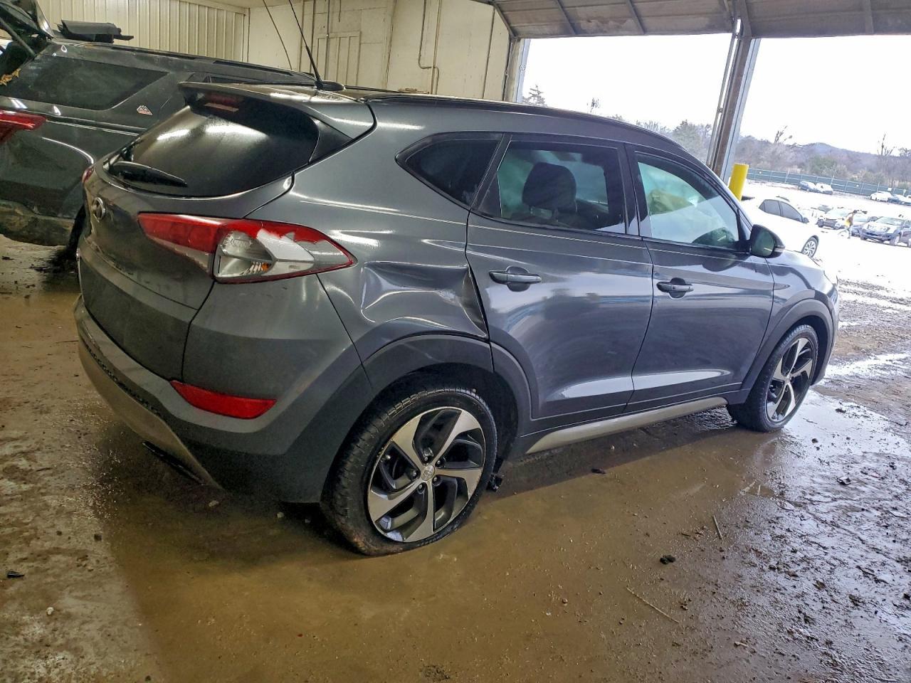 2017 Hyundai Tucson Limited - Image 3