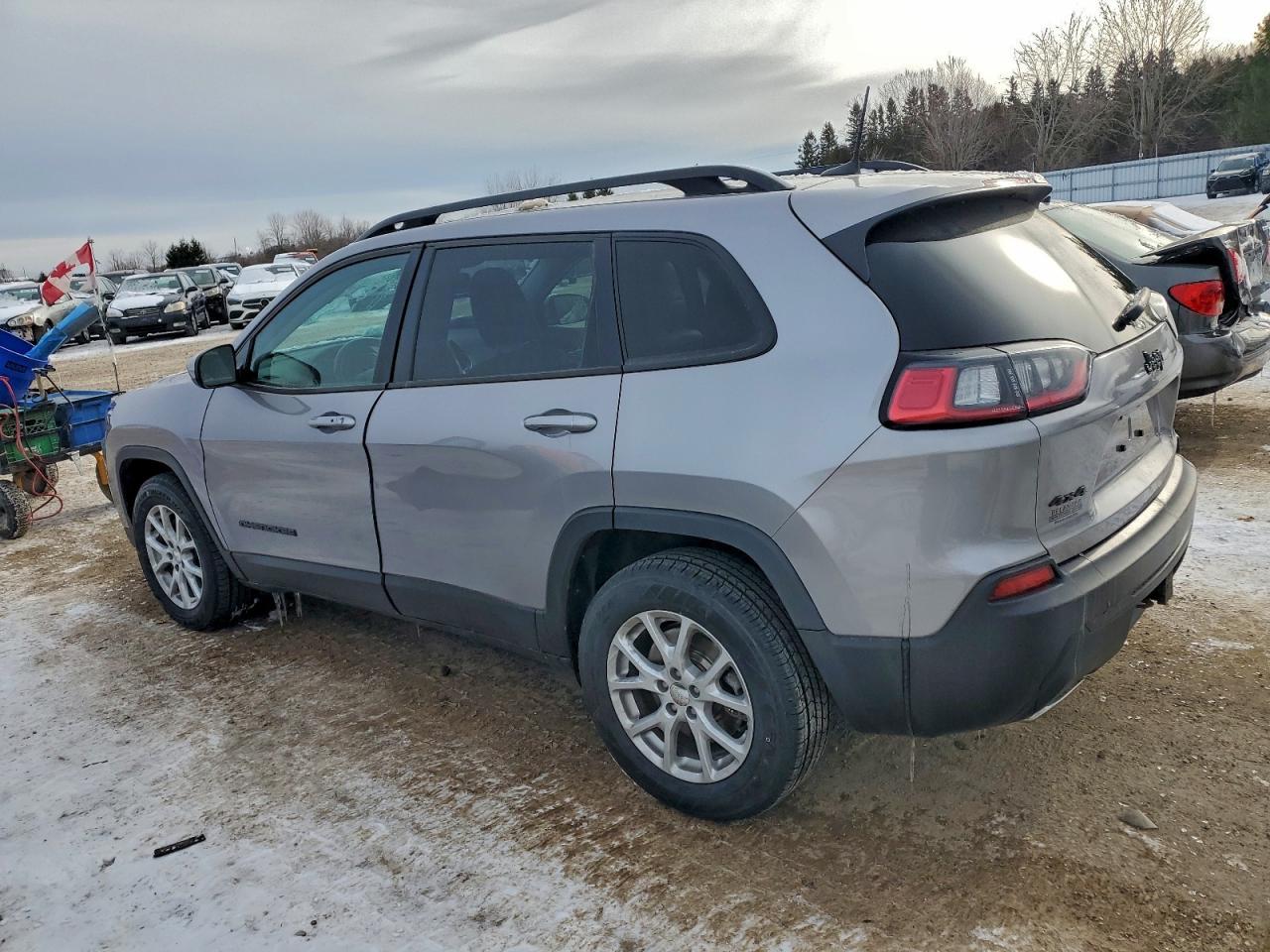 2021 Jeep Cherokee Latitude Lux - Фото 2