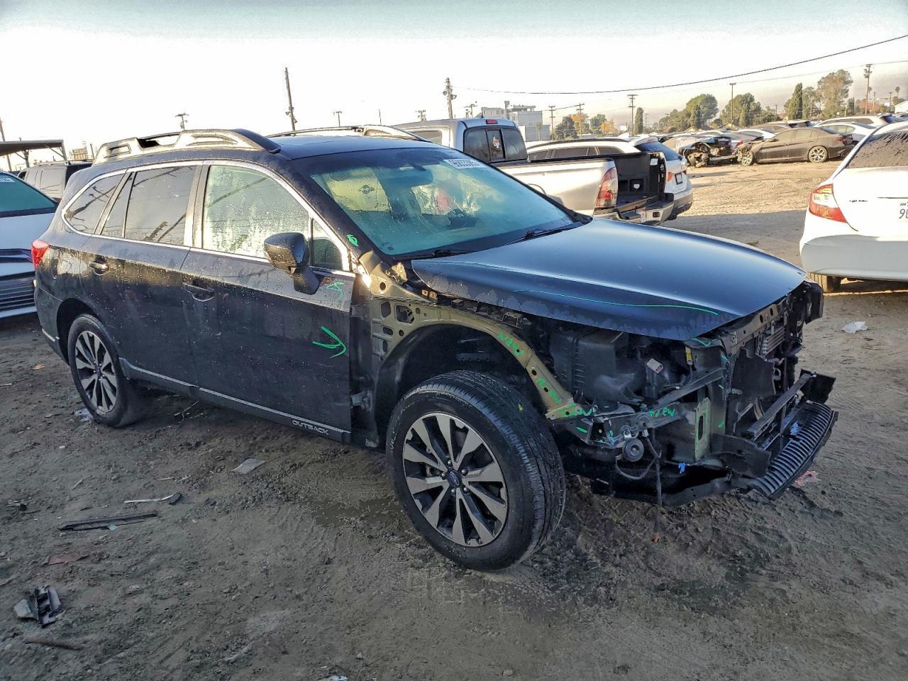2017 Subaru Outback 3.6R Limited - Фото 4
