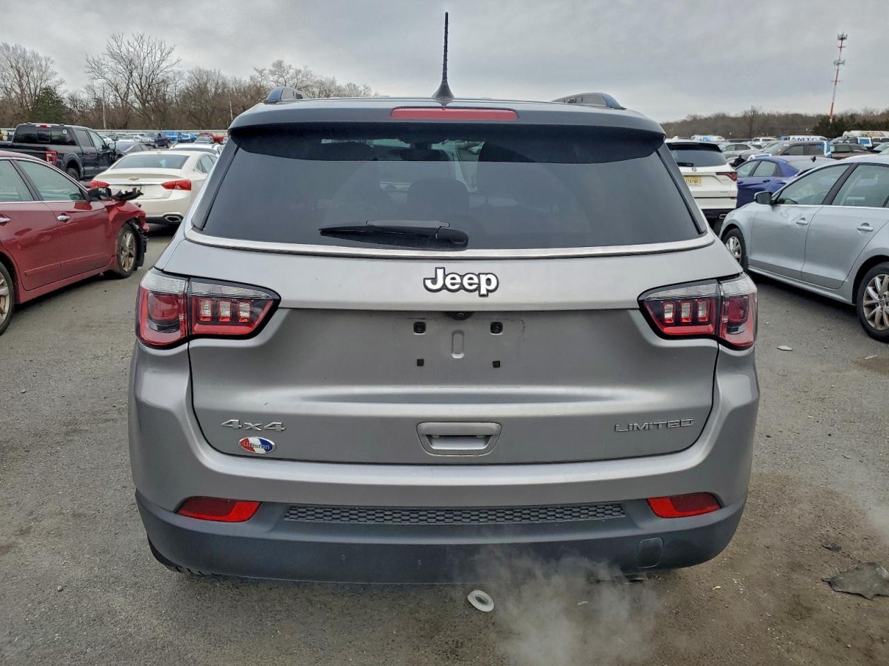 2018 Jeep Compass Limited - Image 6