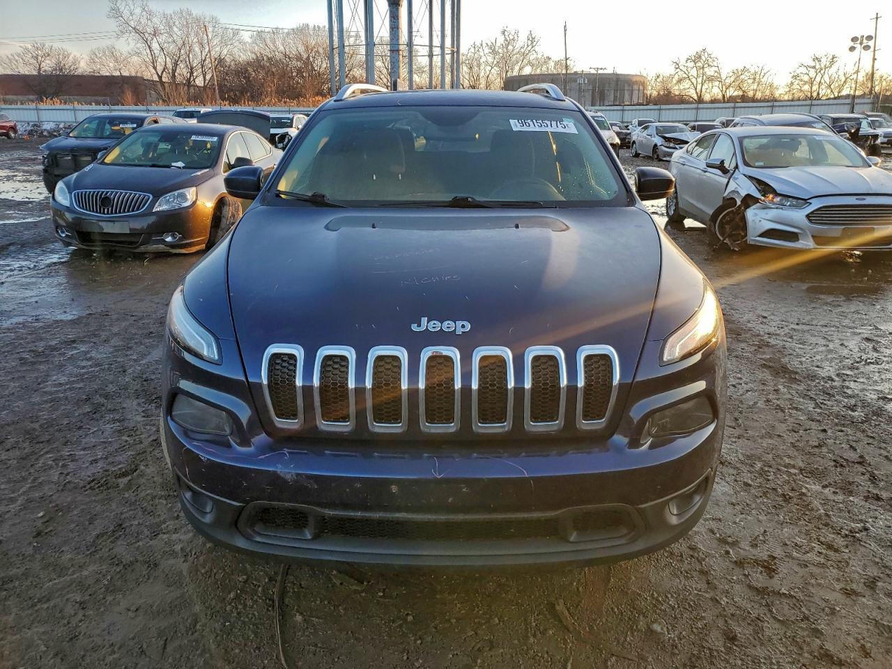 2018 Jeep Cherokee Latitude - Image 5