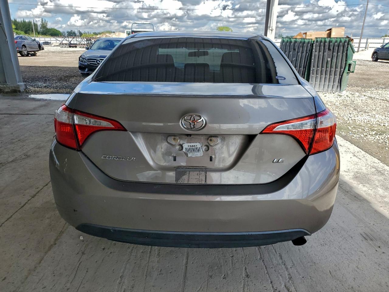 2015 Toyota Corolla Le - Image 6