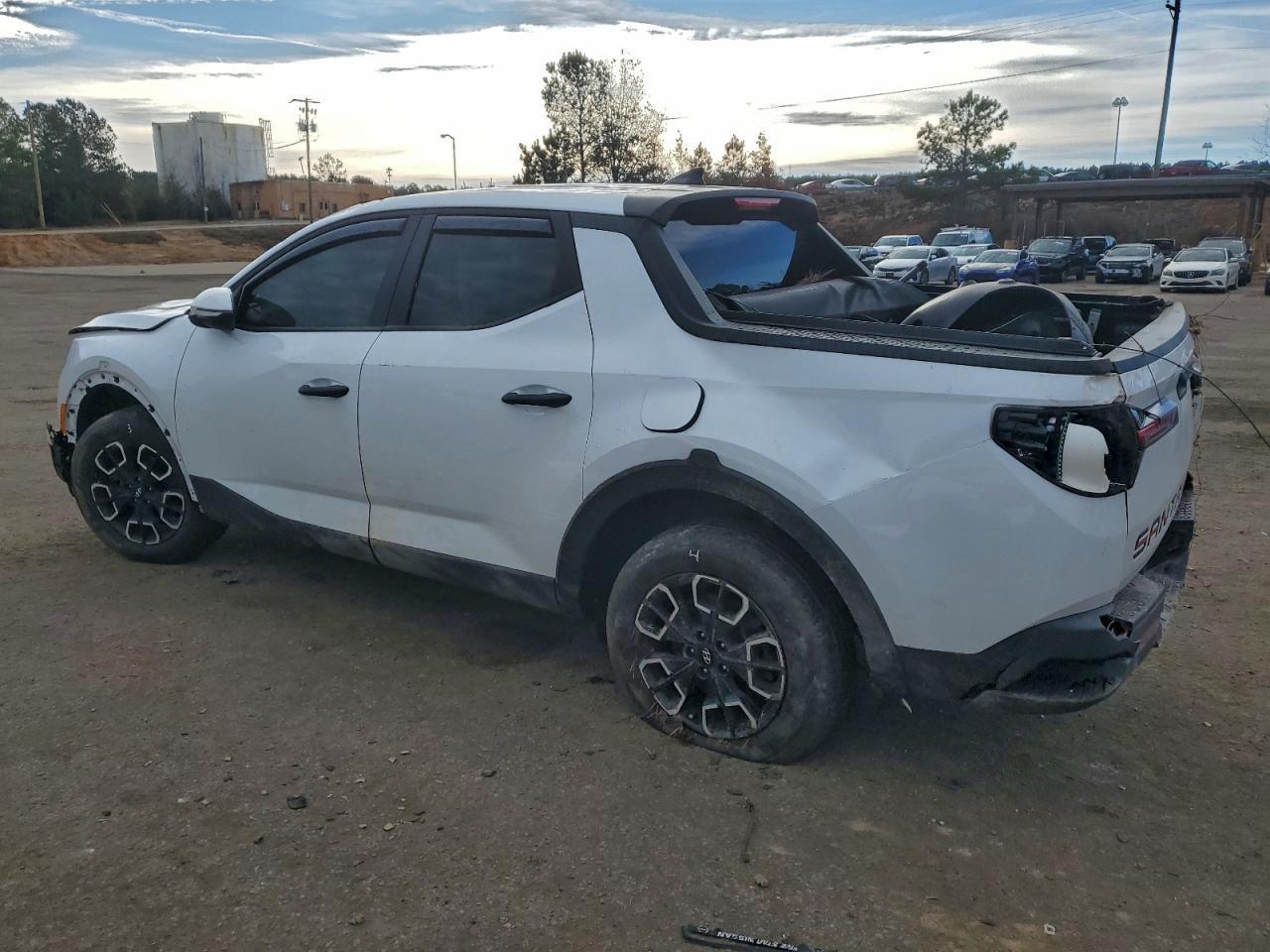 2022 Hyundai Santa Cruz Sel - Image 2