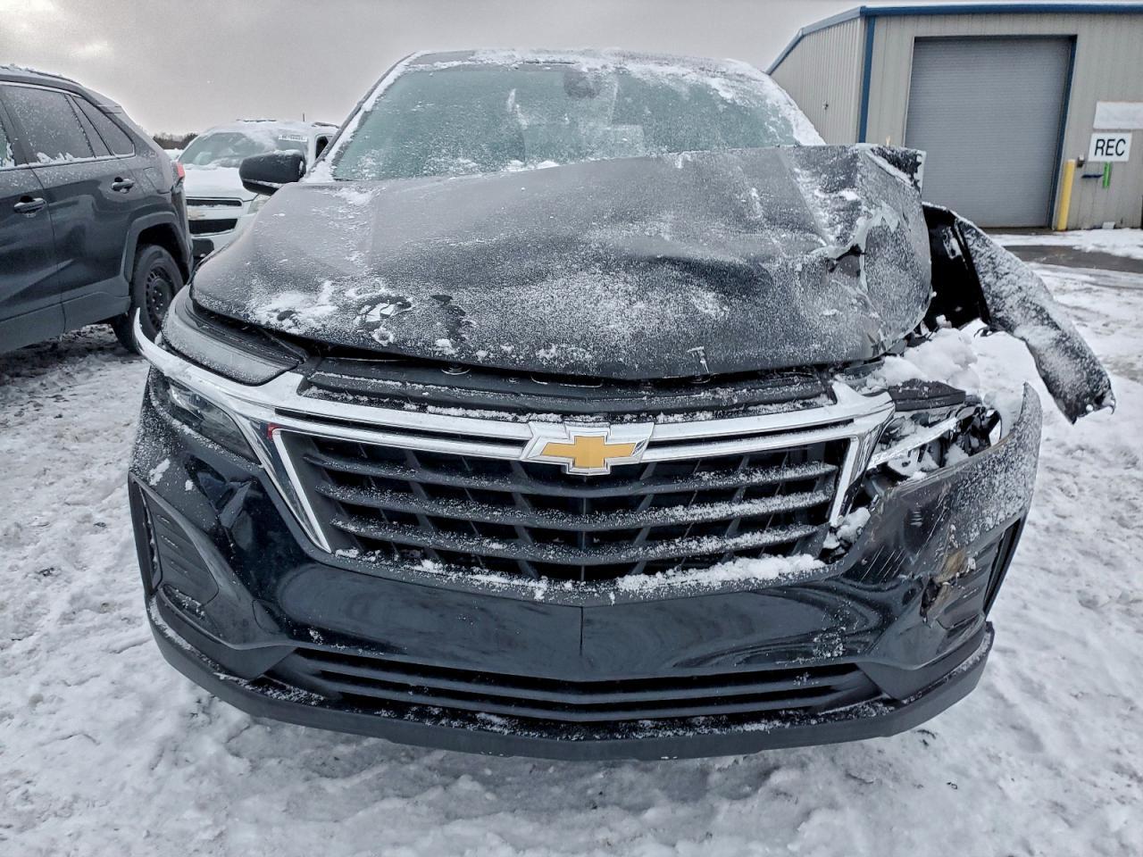 2024 Chevrolet Equinox Ls - Image 5