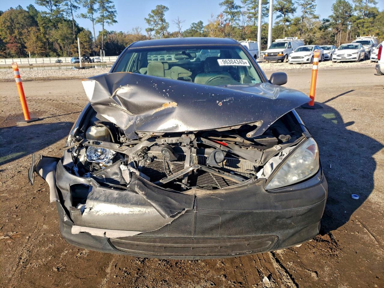 2004 Toyota Camry Le - Фото 5