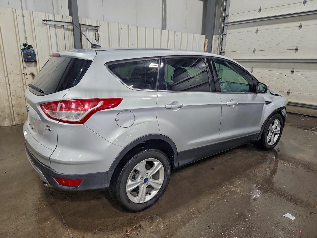 2014 Ford Escape Se - Image 3