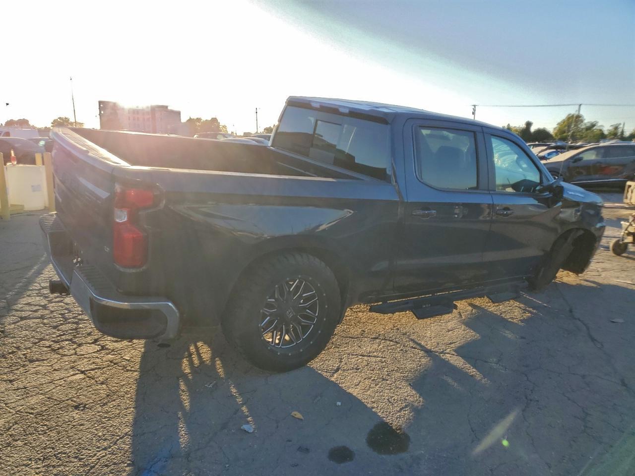 2020 Chevrolet Silverado C1500 Lt - Фото 3