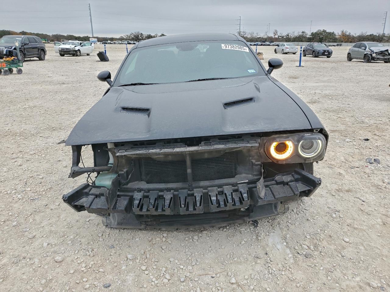 2023 Dodge Challenger Sxt - Фото 5
