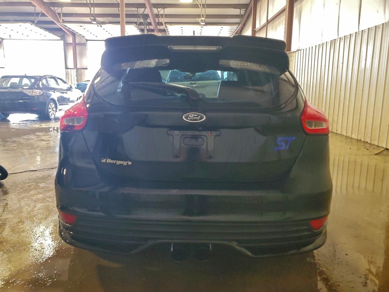 2016 Ford Focus St - Фото 6
