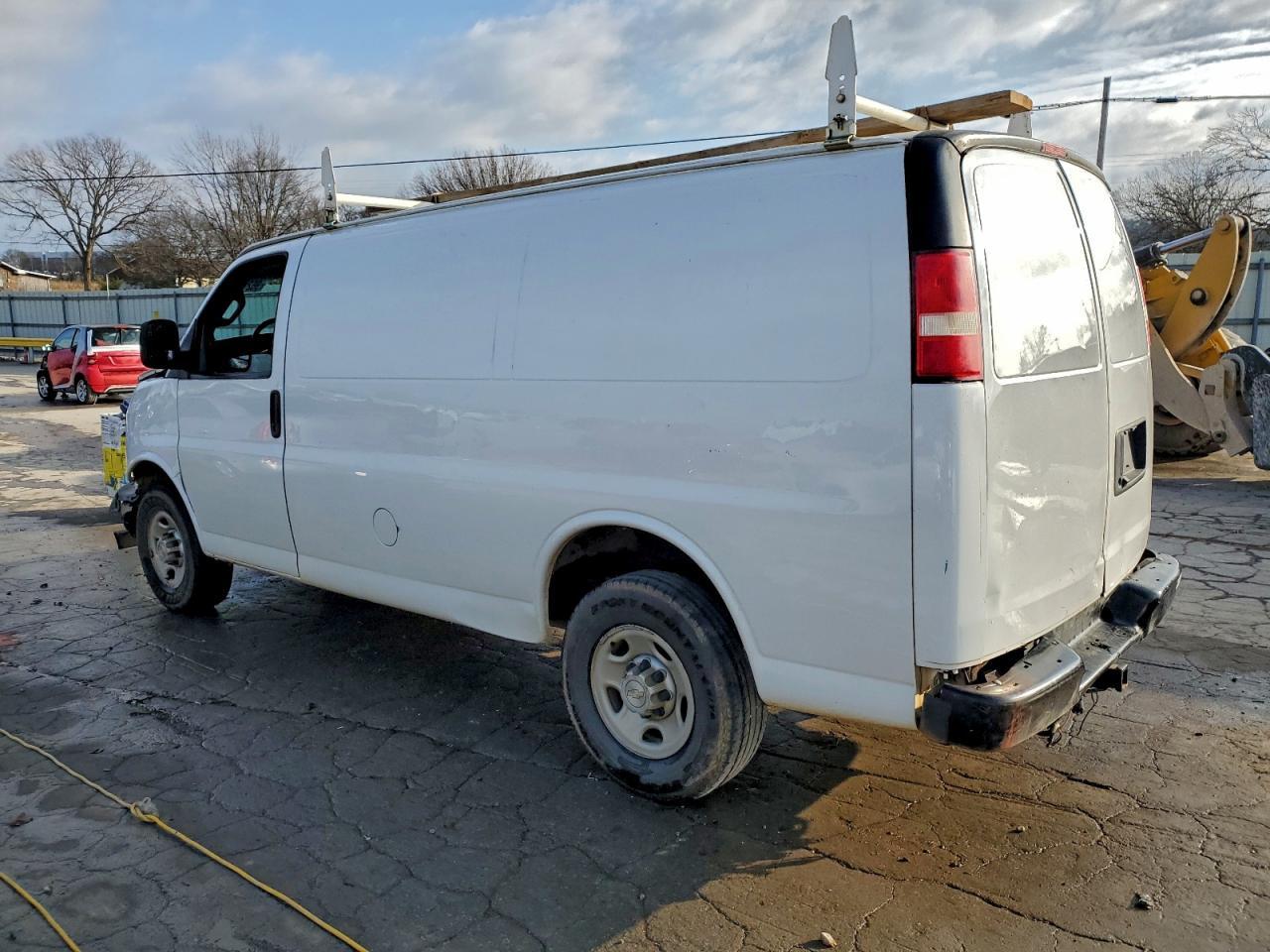 2017 Chevrolet Express G2500 - Image 2