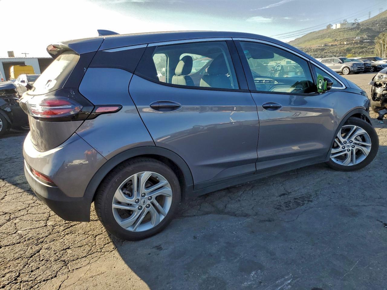 2022 Chevrolet Bolt Ev 1Lt - Image 3