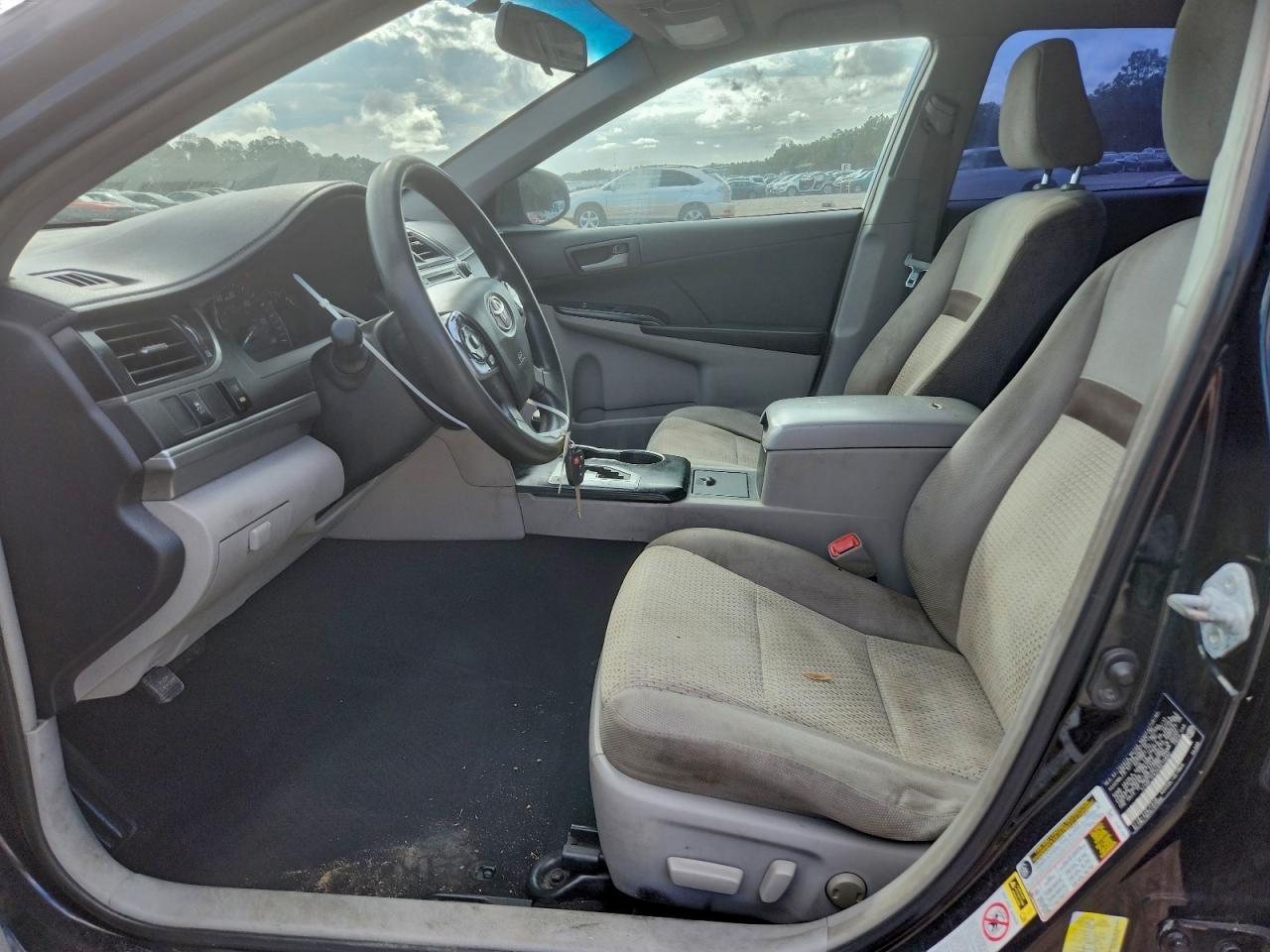 2012 Toyota Camry - Image 7