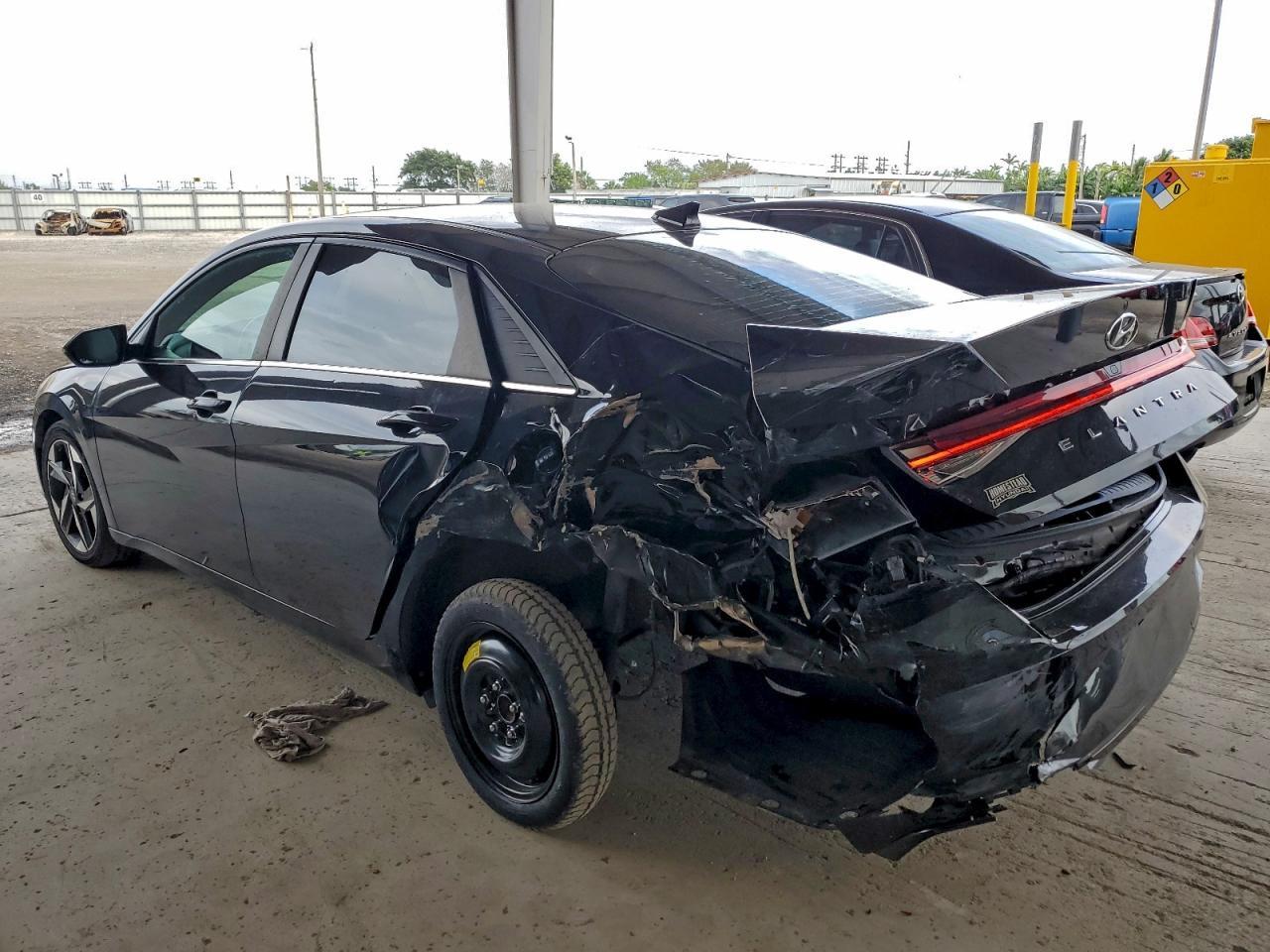 2022 Hyundai Elantra Sel - Фото 2