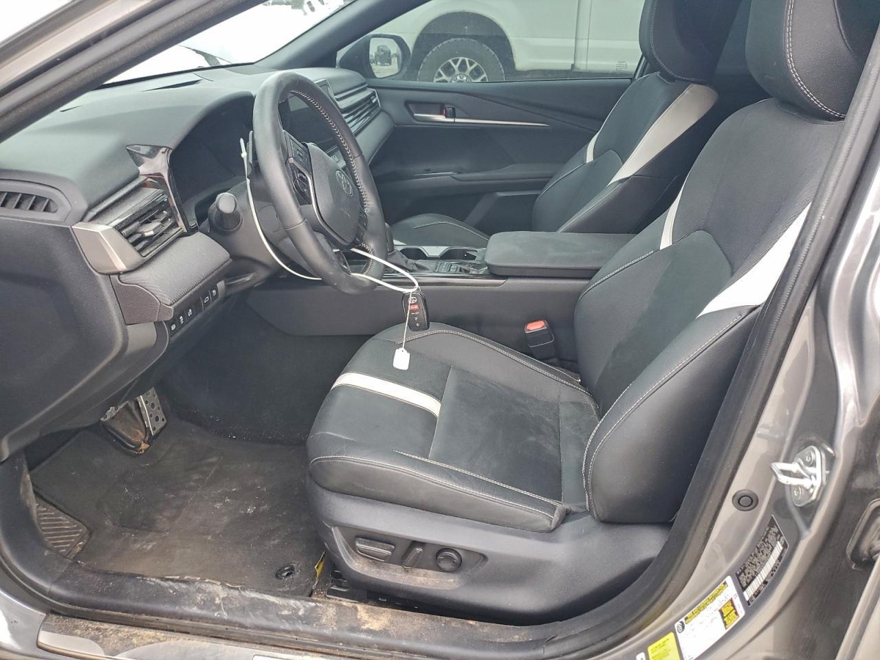 2025 Toyota Camry - Image 7