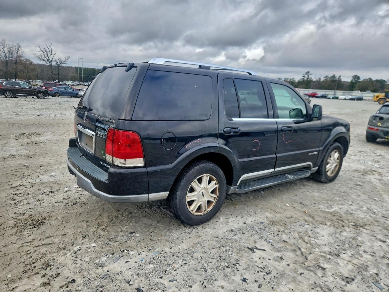 2004 Lincoln Aviator - Фото 3