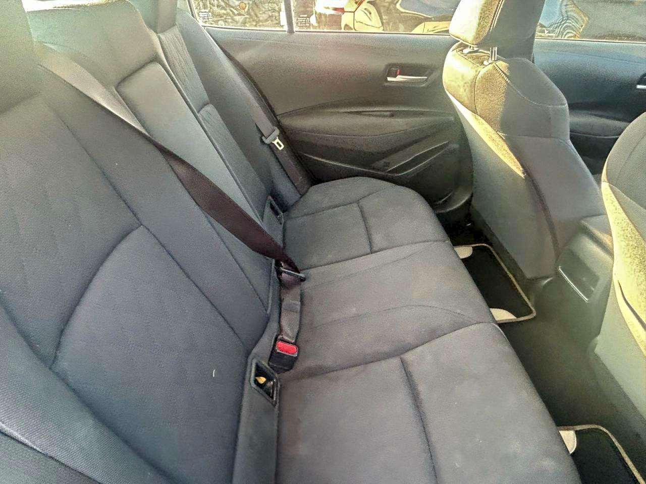 2020 Toyota Corolla Le - Image 6