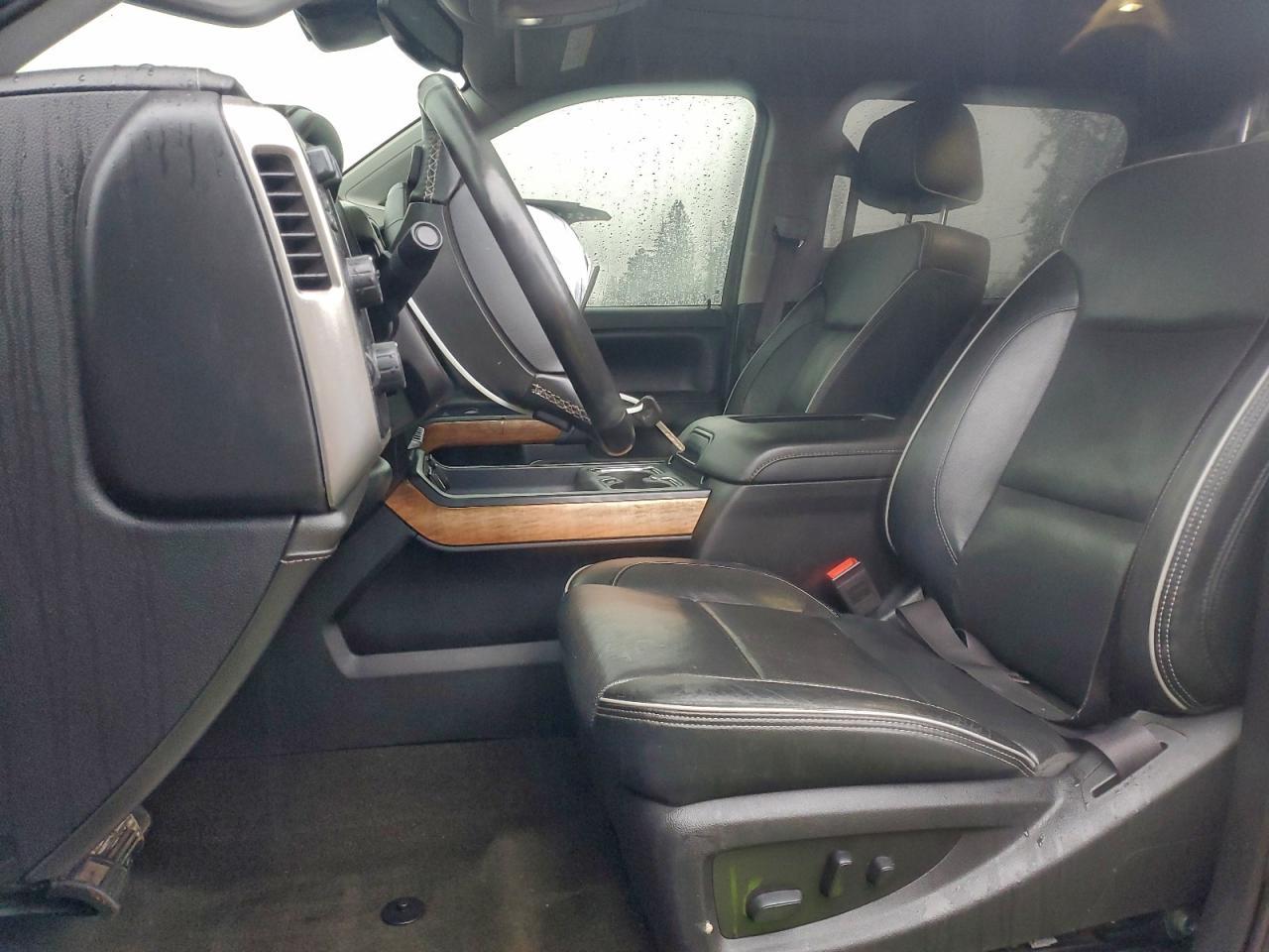 2017 Chevrolet Silverado K3500 High Country - Фото 7