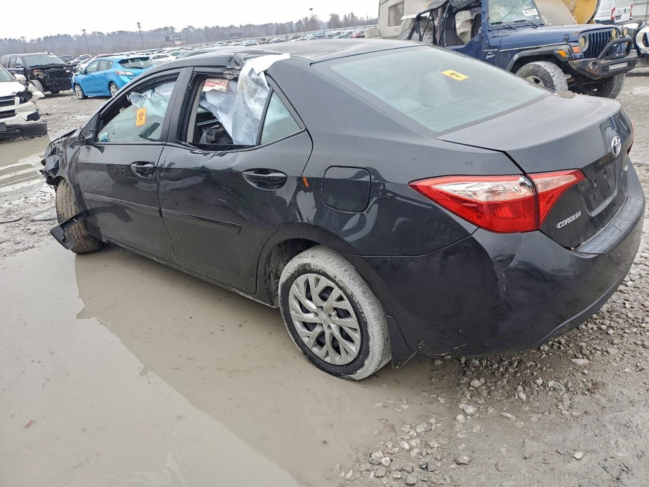 2018 Toyota Corolla L - Фото 2