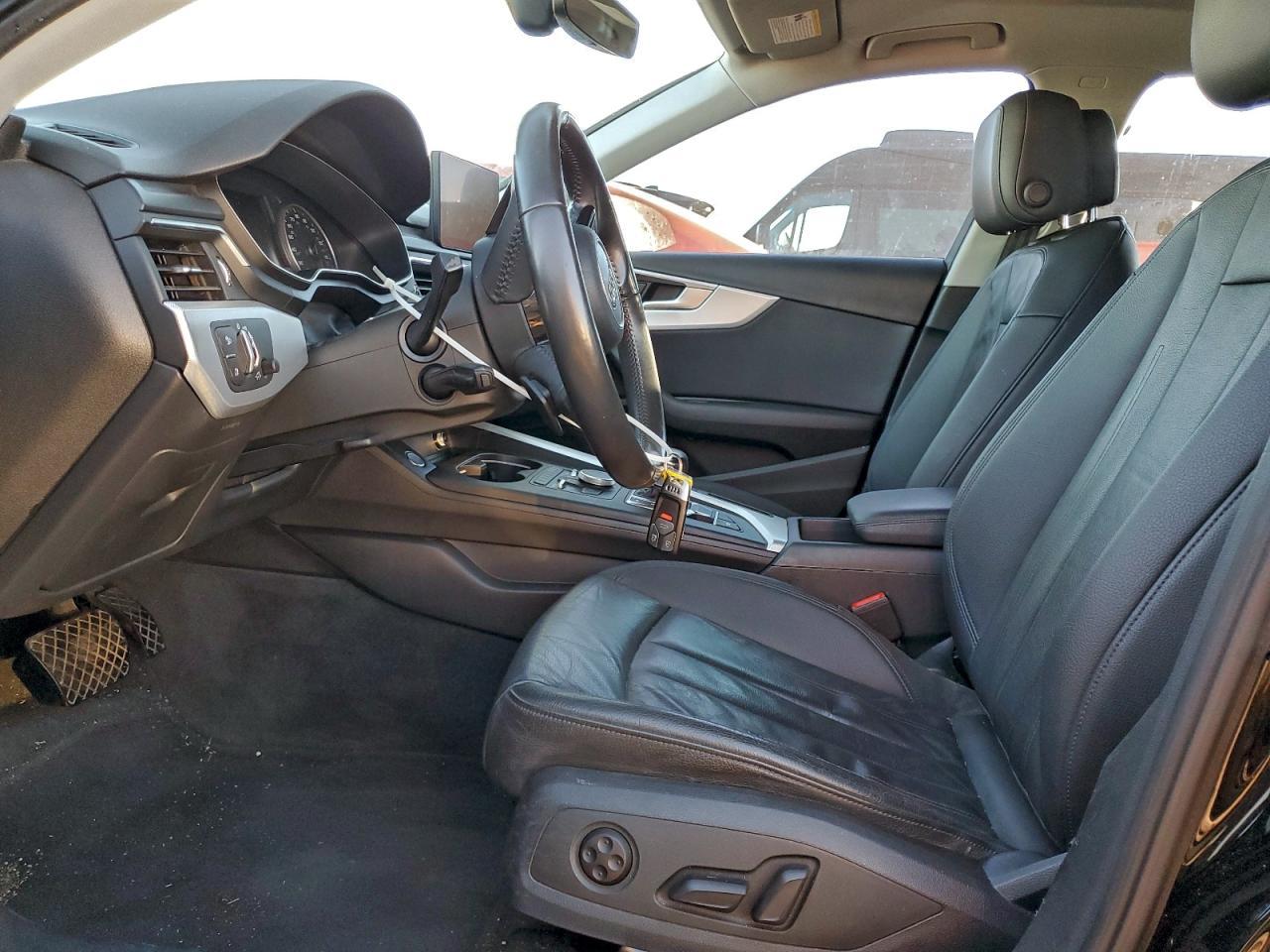 2017 Audi A4 Ultra Premium - Фото 7