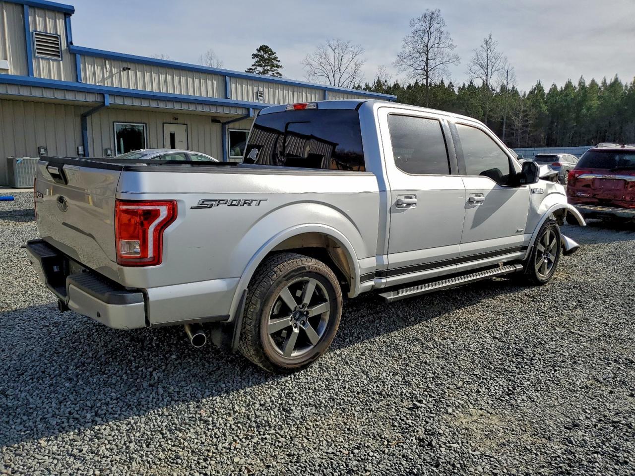 2016 Ford F150 Supercrew - Image 3