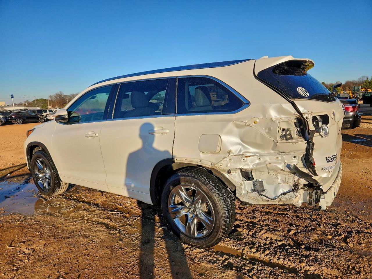 2019 Toyota Highlander Limited - Image 2